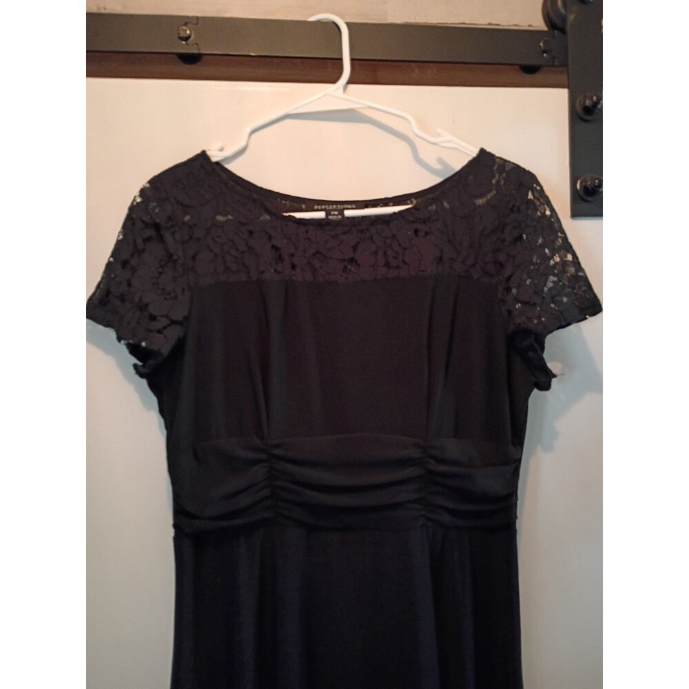 Perceptions Petite Black Lace Dress - Picture 3 of 7